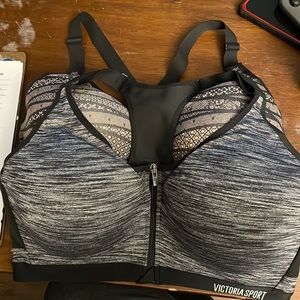 Victoria Secret Sports bras SET